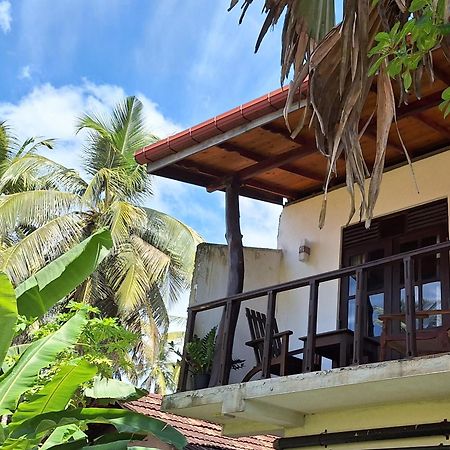 Bandulas Beach House Hikkaduwa Exteriör bild