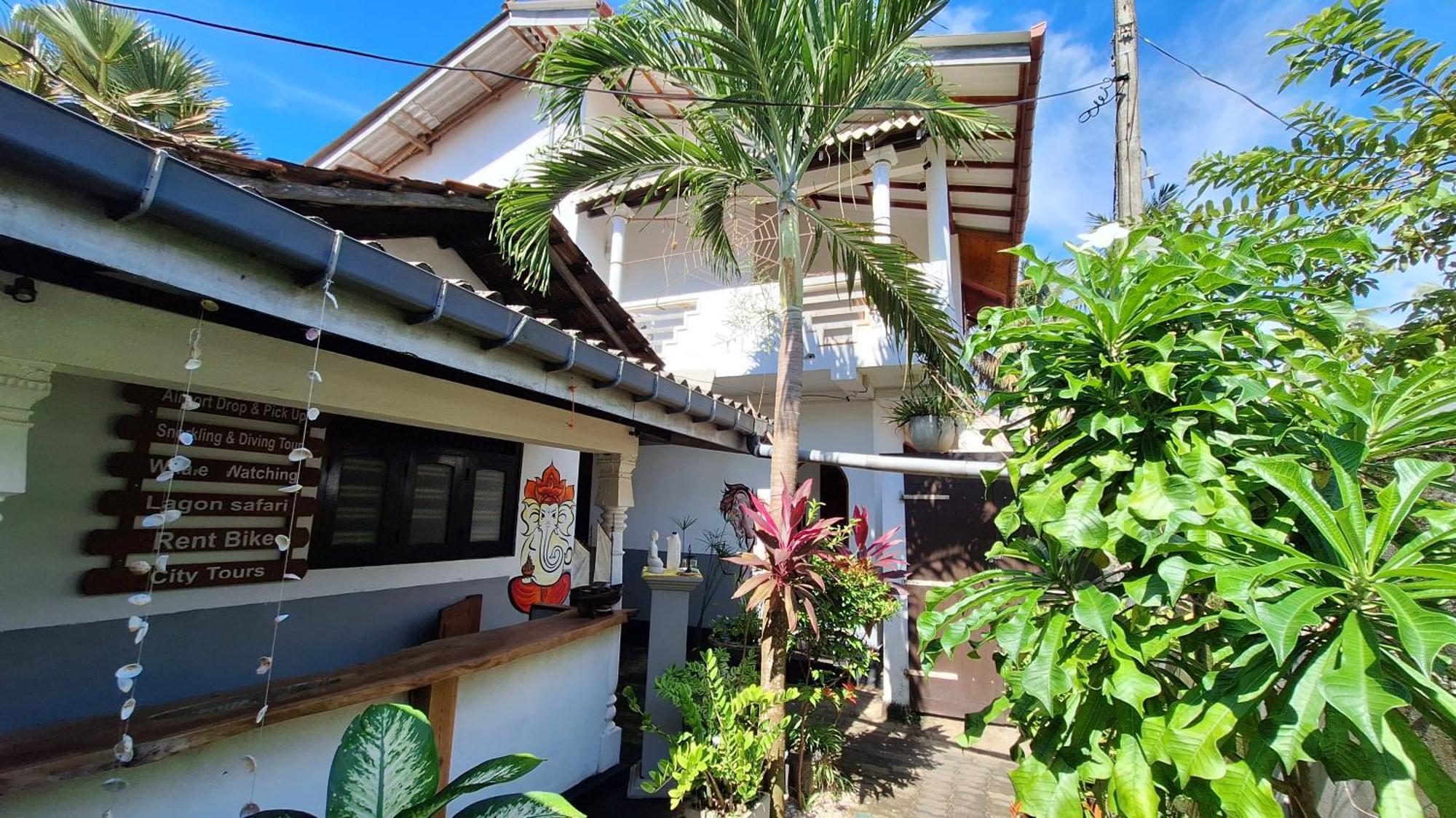Bandulas Beach House Hikkaduwa Exteriör bild