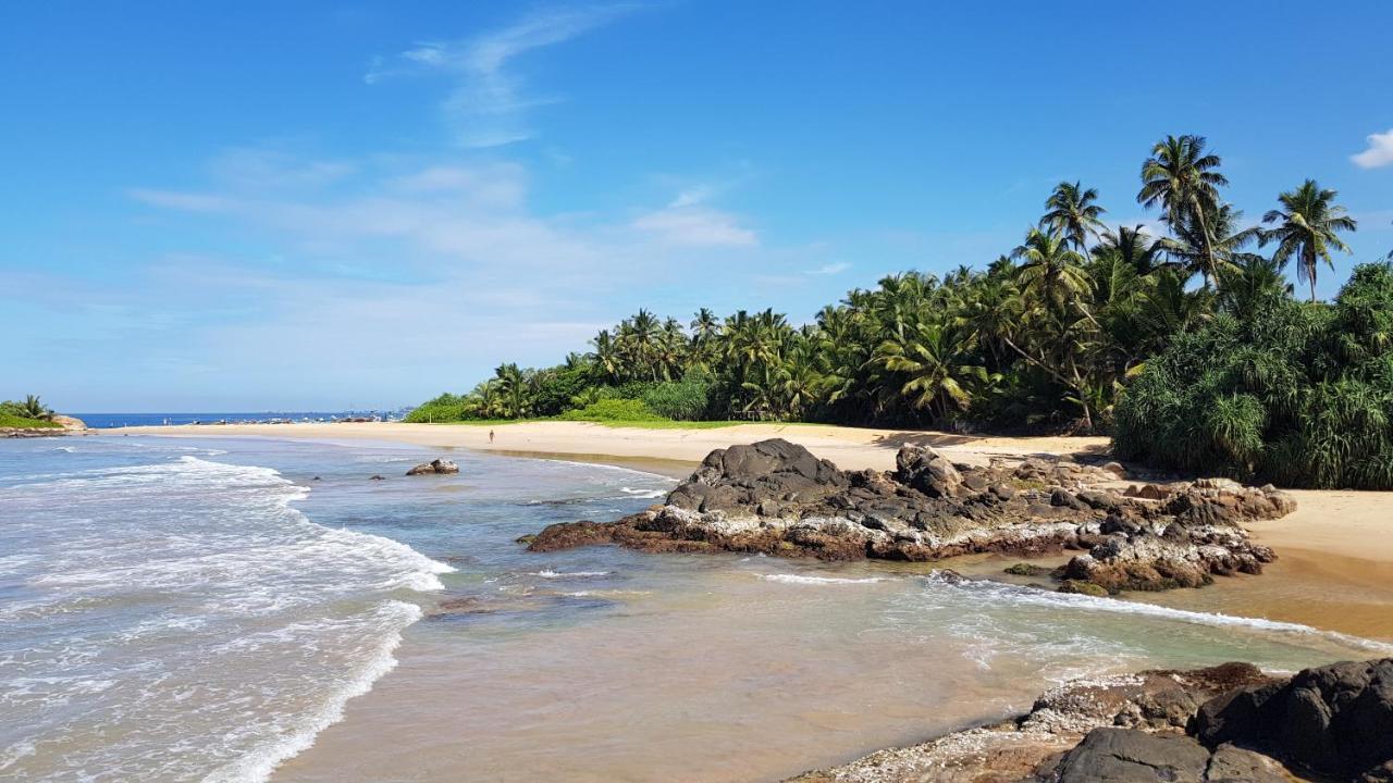 Bandulas Beach House Hikkaduwa Exteriör bild