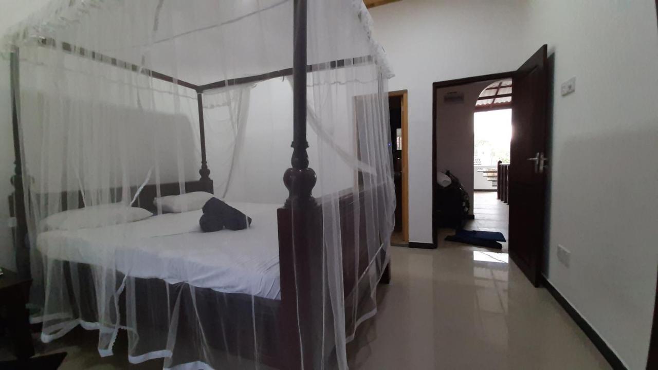 Bandulas Beach House Hikkaduwa Exteriör bild