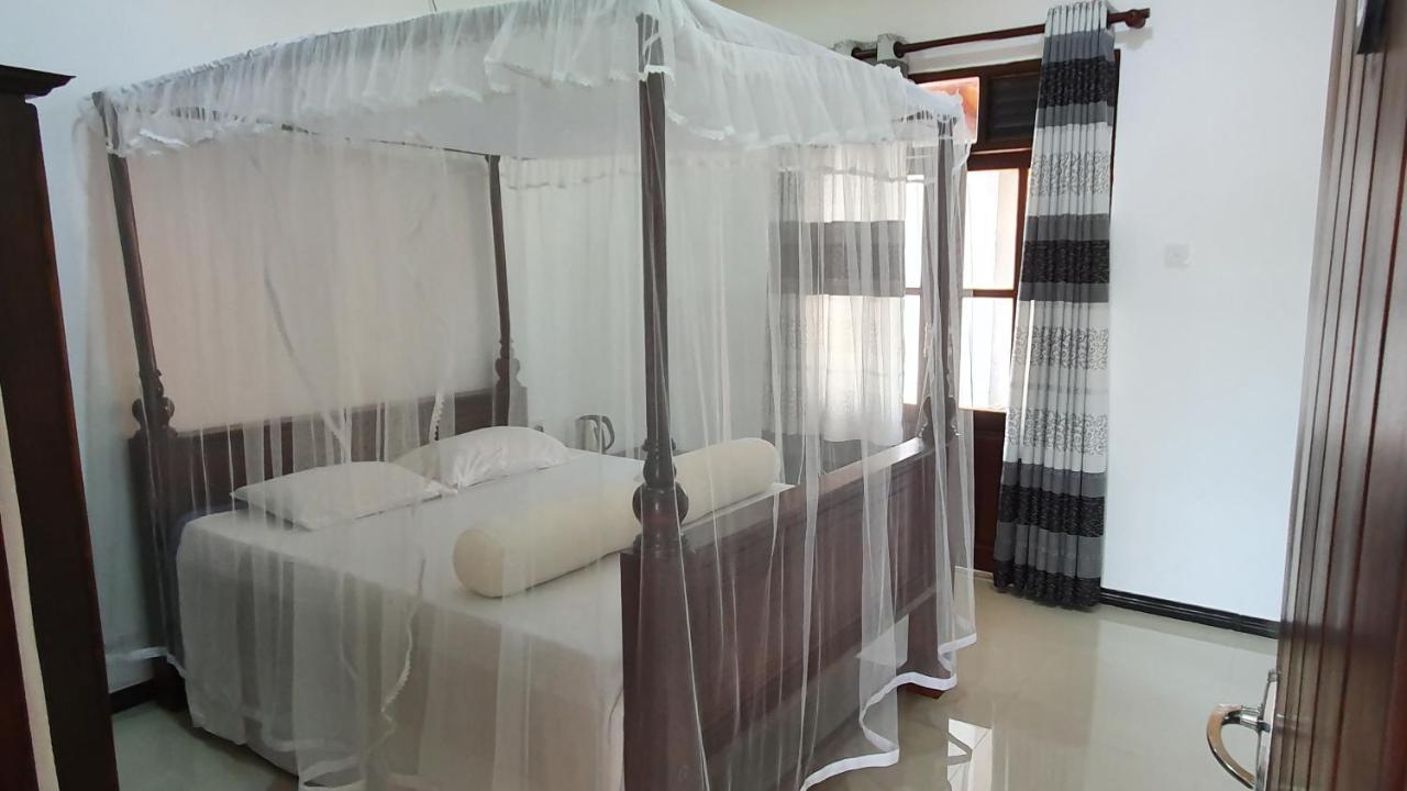 Bandulas Beach House Hikkaduwa Exteriör bild